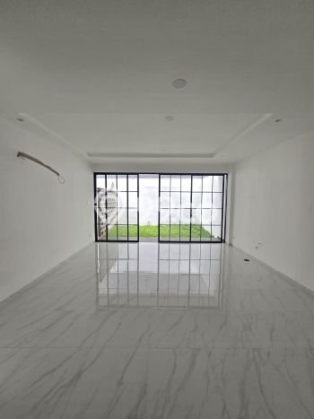 Rumah Luxury Modern Siap Huni di Bintaro Tangerang Selatan Rumah Luxury Modern Siap Huni di Bintaro Tangerang Selatan