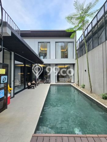 Ready to Use! Premium House LT 284m2 Desain Elegan di Bintaro Ready to Use! Premium House LT 284m2 Desain Elegan di Bintaro