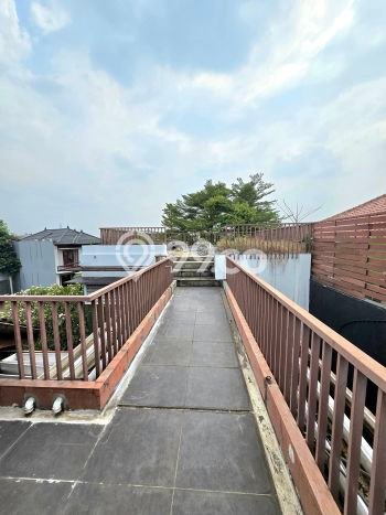 Rumah Berkualitas Bintaro, Tangerang Selatan, LT 360m² LB 400m² Rumah Berkualitas Bintaro, Tangerang Selatan, LT 360m² LB 400m²