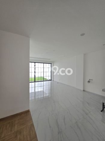 Rumah Luxury Modern Siap Huni di Bintaro Tangerang Selatan Rumah Luxury Modern Siap Huni di Bintaro Tangerang Selatan