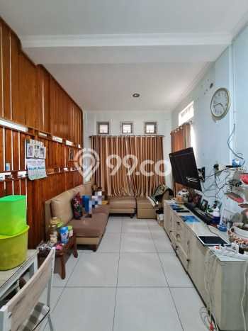 Rumah Modern 4 KT di Bintaro Tangerang Selatan Unfurnished Rumah Modern 4 KT di Bintaro Tangerang Selatan Unfurnished