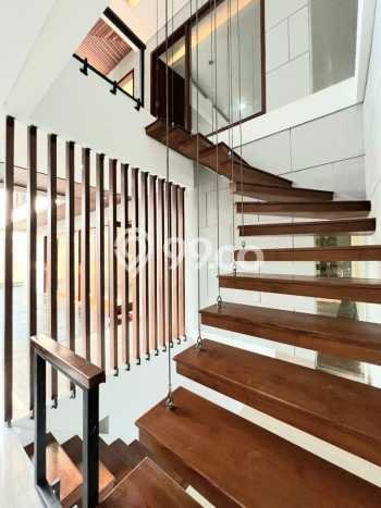 For Sale! Premium House LT 489m2 Desain Elegan di Pondok Indah For Sale! Premium House LT 489m2 Desain Elegan di Pondok Indah