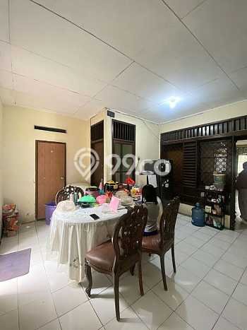 Ready to Use! Luxury House LT 180m2 Desain Modern di Bintaro Ready to Use! Luxury House LT 180m2 Desain Modern di Bintaro