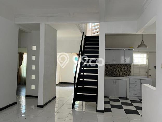 Rumah Sewa Tangerang Selatan LT 120m2 LB 180m2 Kawasan Bintaro Rumah Sewa Tangerang Selatan LT 120m2 LB 180m2 Kawasan Bintaro