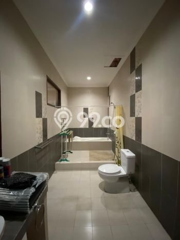 Hot Offer Hunian Premium Ideal dan Luas di Pesanggrahan, Jakarta Selatan Hot Offer Hunian Premium Ideal dan Luas di Pesanggrahan, Jakarta Selatan