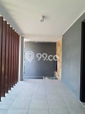 Hunian Mewah LB 117m2 Siap Huni Desain Elegan di Bintaro, Tangerang Selatan Hunian Mewah LB 117m2 Siap Huni Desain Elegan di Bintaro, Tangerang Selatan