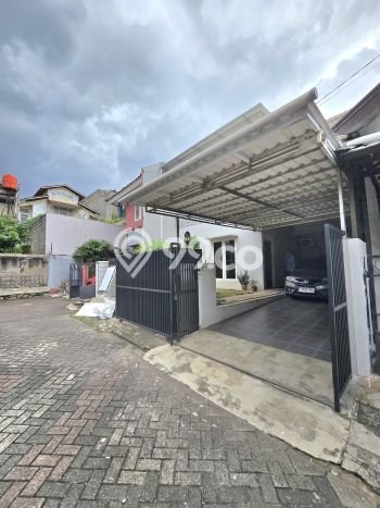 Rumah Luxury Modern Siap Huni di Bintaro Tangerang Selatan Rumah Luxury Modern Siap Huni di Bintaro Tangerang Selatan