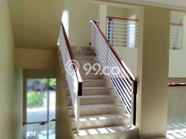 Rumah kawasan Bintaro, Tangerang Selatan, Luas 170m² Bangunan 225m² Rumah kawasan Bintaro, Tangerang Selatan, Luas 170m² Bangunan 225m²