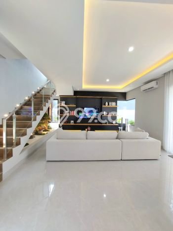 Rumah Luxury Modern Tanpa Renovasi di BSD City Tangerang Rumah Luxury Modern Tanpa Renovasi di BSD City Tangerang