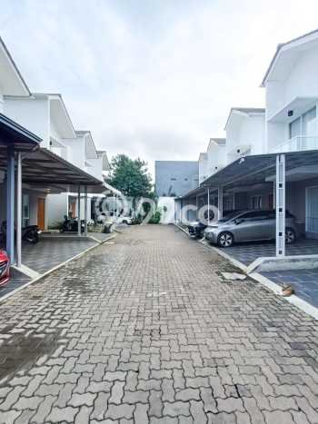 Dijual Hunian Rumah Nyaman 3 KT di Bintaro, Tangerang Selatan Dijual Hunian Rumah Nyaman 3 KT di Bintaro, Tangerang Selatan