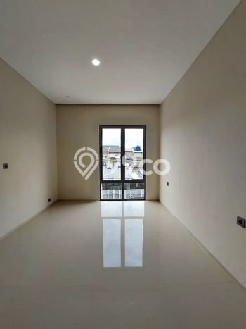 Jual Rumah Bagus Siap Huni LB 133m2 di BSD, Tangerang Selatan Jual Rumah Bagus Siap Huni LB 133m2 di BSD, Tangerang Selatan