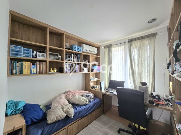 Hunian Elit LB 200m2 Siap Pakai Desain Elegan di Bintaro, Tangerang Selatan Hunian Elit LB 200m2 Siap Pakai Desain Elegan di Bintaro, Tangerang Selatan