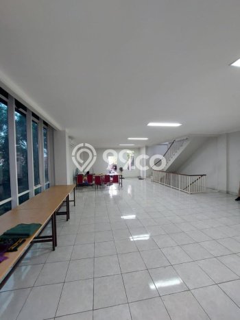 LOKASI PREMIUM! Ruko di Sektor 9-Bintaro, Luas 420m², Jalan Utama, Area Komersial LOKASI PREMIUM! Ruko di Sektor 9-Bintaro, Luas 420m², Jalan Utama, Area Komersial