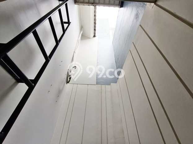 Rumah Strategis Minimalis Lb 62m2 di BSD, Tangerang Selatan Rumah Strategis Minimalis Lb 62m2 di BSD, Tangerang Selatan