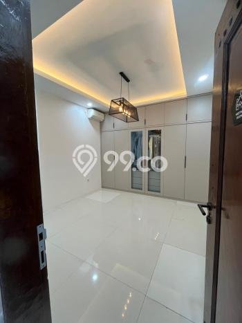 Rumah Luxury Modern Siap Huni di Bintaro Tangerang Selatan Rumah Luxury Modern Siap Huni di Bintaro Tangerang Selatan