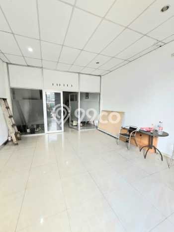Ruko Bagus Dijual LB 205m2 Lokasi Strategis Jakarta Selatan Area Cocok untuk Bisnis Ruko Bagus Dijual LB 205m2 Lokasi Strategis Jakarta Selatan Area Cocok untuk Bisnis
