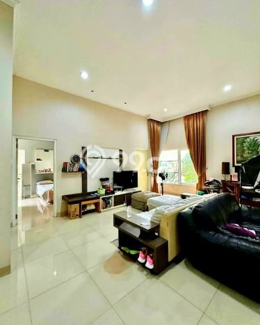 Hunian Elit LB 400m2 Siap Pakai Desain Elegan di Bintaro, Tangerang Selatan Hunian Elit LB 400m2 Siap Pakai Desain Elegan di Bintaro, Tangerang Selatan