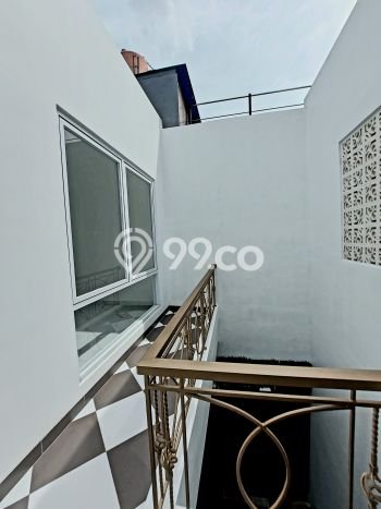 Rumah Luxury Modern Tanpa Renovasi di Bintaro Tangerang Selatan Rumah Luxury Modern Tanpa Renovasi di Bintaro Tangerang Selatan