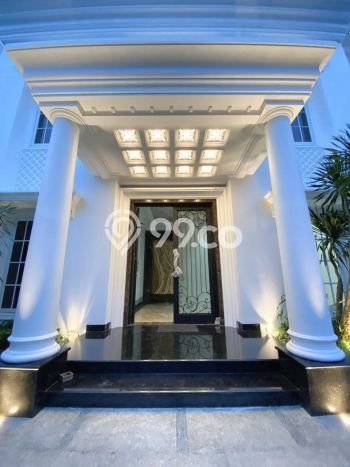 Ready to Use! Luxury House LT 627m2 Desain Elegan di Pondok Indah Ready to Use! Luxury House LT 627m2 Desain Elegan di Pondok Indah