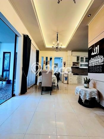 Rumah Mewah LB 270m2 Siap Huni Desain Elegan di BSD Delatinos, Tangerang Rumah Mewah LB 270m2 Siap Huni Desain Elegan di BSD Delatinos, Tangerang