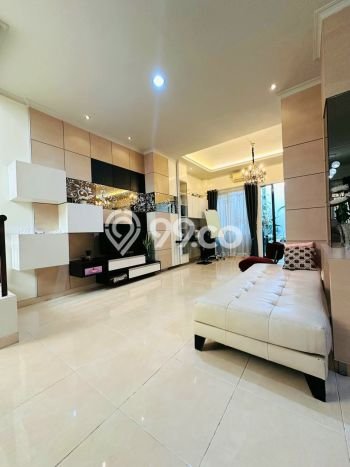 Rumah Mewah LB 270m2 Siap Huni Desain Elegan di BSD Delatinos, Tangerang Rumah Mewah LB 270m2 Siap Huni Desain Elegan di BSD Delatinos, Tangerang
