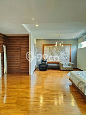 Hunian Mewah LB 1020m2 Siap Pakai Desain Elegan di Kemang, Jakarta Selatan Hunian Mewah LB 1020m2 Siap Pakai Desain Elegan di Kemang, Jakarta Selatan