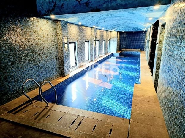 Hunian Mewah LB 1020m2 Siap Pakai Desain Elegan di Kemang, Jakarta Selatan Hunian Mewah LB 1020m2 Siap Pakai Desain Elegan di Kemang, Jakarta Selatan
