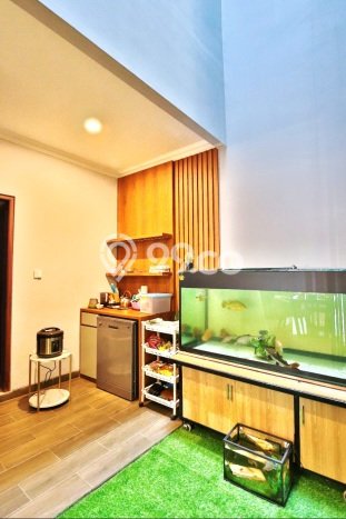 Dijual Rumah Luas Elegan Dengan View Eksklusif di Pondok Indah, Jakarta Selatan Dijual Rumah Luas Elegan Dengan View Eksklusif di Pondok Indah, Jakarta Selatan