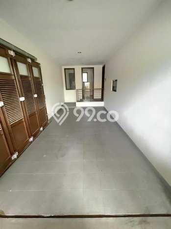 Ready to Use! Premium House LT 300m2 Desain Elegan di BSD City Ready to Use! Premium House LT 300m2 Desain Elegan di BSD City