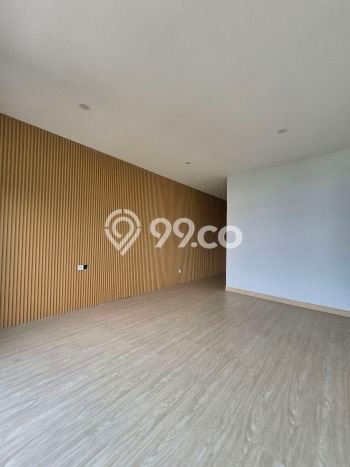 Ready to Use! Luxury House LT 358m2 Desain Modern di Alam Sutera Ready to Use! Luxury House LT 358m2 Desain Modern di Alam Sutera
