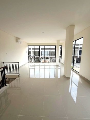 Ruko Bagus Dijual LB 110m2 Lokasi Strategis Tangerang Area Cocok untuk Berbisnis Ruko Bagus Dijual LB 110m2 Lokasi Strategis Tangerang Area Cocok untuk Berbisnis