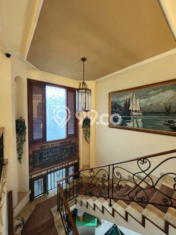 Rumah Elit LB 700m2 Siap Huni Desain Elegan di Pondok Indah, Jakarta Selatan Rumah Elit LB 700m2 Siap Huni Desain Elegan di Pondok Indah, Jakarta Selatan