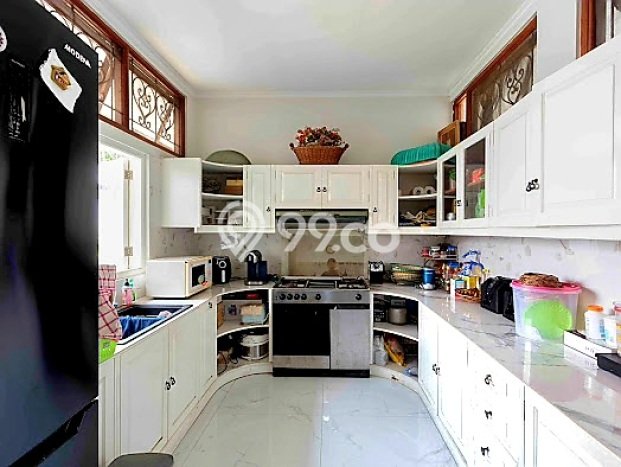 Dijual Hunian Mewah dengan Fasilitas Sekitar Lengkap di Kebayoran Baru, Jakarta Selatan Dijual Hunian Mewah dengan Fasilitas Sekitar Lengkap di Kebayoran Baru, Jakarta Selatan