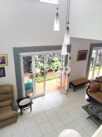 Rumah Luxury Modern Siap Huni di Bintaro Tangerang Selatan Rumah Luxury Modern Siap Huni di Bintaro Tangerang Selatan