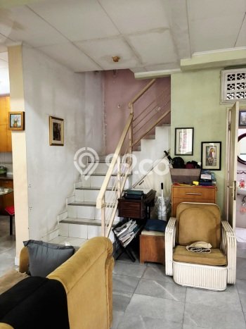 Rumah Elit Modern Tanpa Renovasi di Bintaro Tangerang Selatan Rumah Elit Modern Tanpa Renovasi di Bintaro Tangerang Selatan