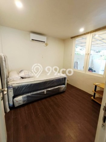 Rumah Mewah LB 90m2 Siap Pakai Desain Elegan di Villa Melati Mas, Tangerang Selatan Rumah Mewah LB 90m2 Siap Pakai Desain Elegan di Villa Melati Mas, Tangerang Selatan