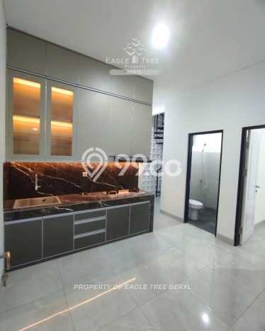 Rumah Luxury Modern Siap Huni di Sektor 9-Bintaro Tangerang Selatan Rumah Luxury Modern Siap Huni di Sektor 9-Bintaro Tangerang Selatan