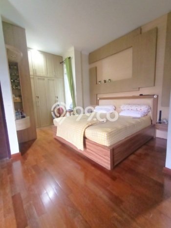 Hunian Mewah LB 600m2 Siap Pakai Desain Elegan di Bintaro, Jakarta Selatan Hunian Mewah LB 600m2 Siap Pakai Desain Elegan di Bintaro, Jakarta Selatan