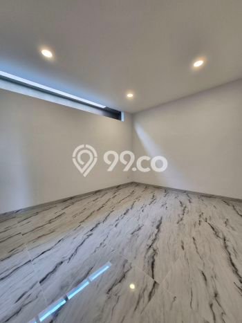 Ready to Use! Luxury House LT 358m2 Desain Modern di Alam Sutera Ready to Use! Luxury House LT 358m2 Desain Modern di Alam Sutera