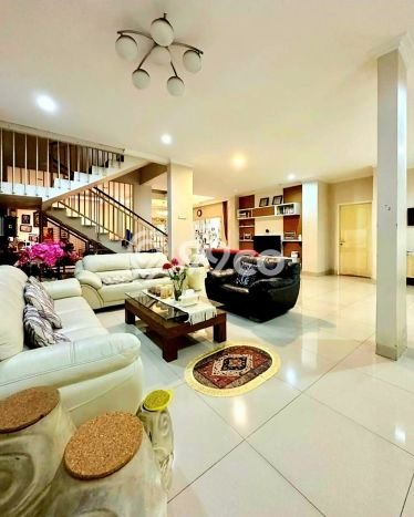 Hunian Elit LB 400m2 Siap Pakai Desain Elegan di Bintaro, Tangerang Selatan Hunian Elit LB 400m2 Siap Pakai Desain Elegan di Bintaro, Tangerang Selatan