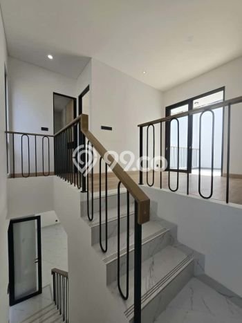 For Sale! Luxury House LT 135m2 Desain Elegan di Bintaro For Sale! Luxury House LT 135m2 Desain Elegan di Bintaro