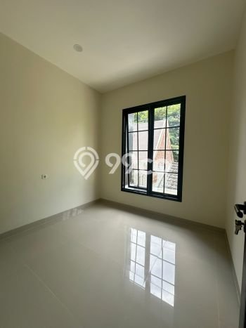 Rumah Luas Asri 3 KT Siap Huni di Graha Raya Tangerang Selatan Rumah Luas Asri 3 KT Siap Huni di Graha Raya Tangerang Selatan