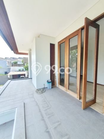 Jual Rumah Luas Elegan Dengan View Cantik di Bintaro, Tangerang Selatan Jual Rumah Luas Elegan Dengan View Cantik di Bintaro, Tangerang Selatan