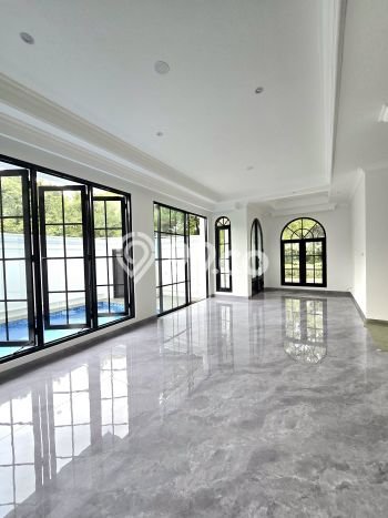 Jual Rumah Luas Megah Dengan View Cantik di Bintaro, Tangerang Selatan Jual Rumah Luas Megah Dengan View Cantik di Bintaro, Tangerang Selatan