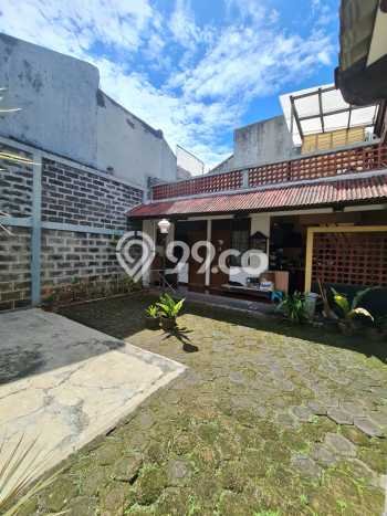 Jual Rumah Luas Elegan Dengan View Cantik di Bintaro, Tangerang Selatan Jual Rumah Luas Elegan Dengan View Cantik di Bintaro, Tangerang Selatan