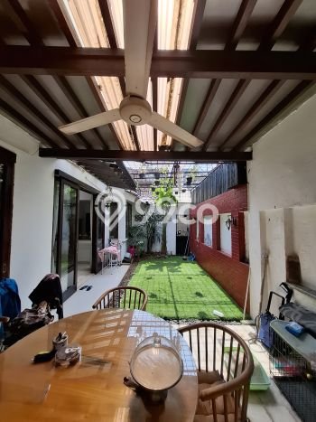 Dijual Rumah Luas Elegan Dengan View Eksklusif di Bintaro, Tangerang Selatan Dijual Rumah Luas Elegan Dengan View Eksklusif di Bintaro, Tangerang Selatan