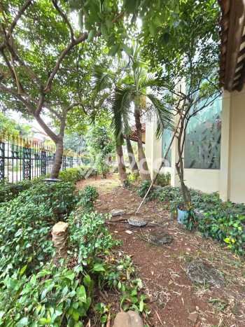 For Sale! Luxury House LT 823m2 Desain Elegan di Bintaro For Sale! Luxury House LT 823m2 Desain Elegan di Bintaro