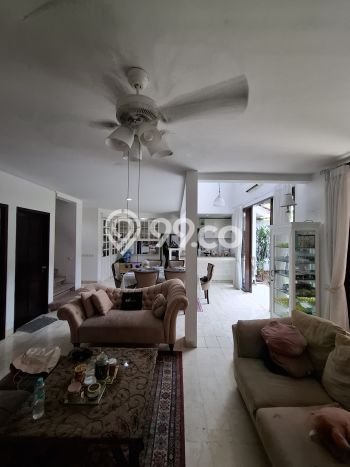 Dijual Rumah Luas Elegan Dengan View Eksklusif di Bintaro, Tangerang Selatan Dijual Rumah Luas Elegan Dengan View Eksklusif di Bintaro, Tangerang Selatan