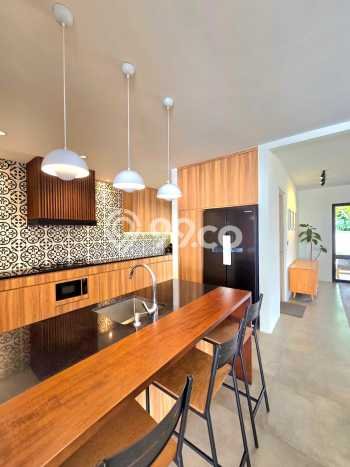 Rumah Luxury Modern Tanpa Renovasi di Cipete Jakarta Selatan Rumah Luxury Modern Tanpa Renovasi di Cipete Jakarta Selatan