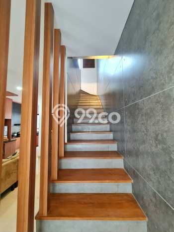 Rumah Elit Modern Siap Huni di Bintaro Tangerang Selatan Rumah Elit Modern Siap Huni di Bintaro Tangerang Selatan